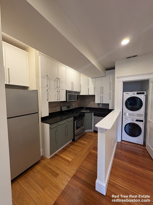 Photo - 191 Winthrop Rd Apartment