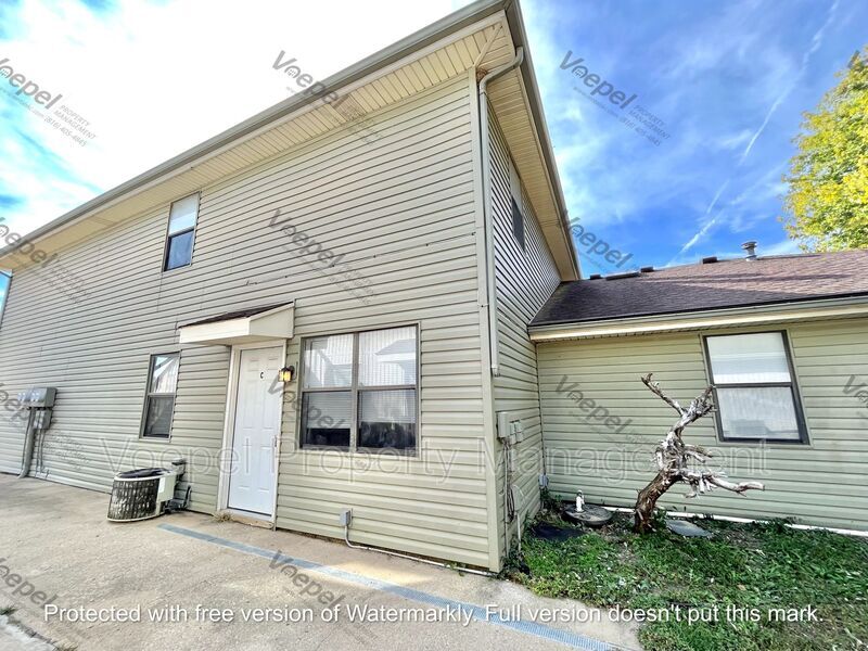 Foto principal - 8710 NW 82 Terrace