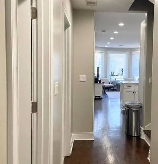 Foto del edificio - 2736 N Wilton Ave