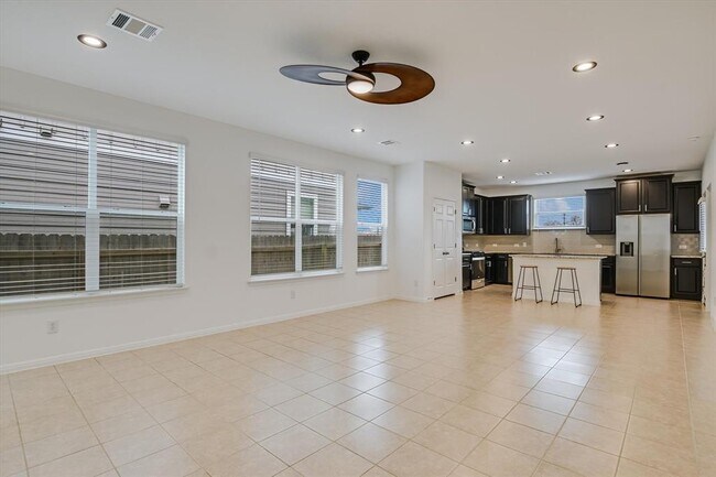 Foto del edificio - 12814 Meachum Ln