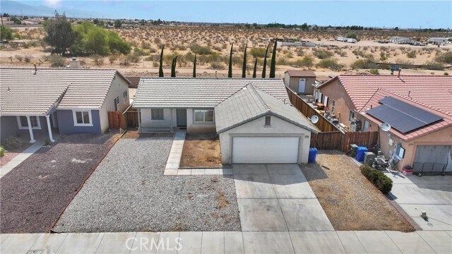 Building Photo - 15368 Ross Dr