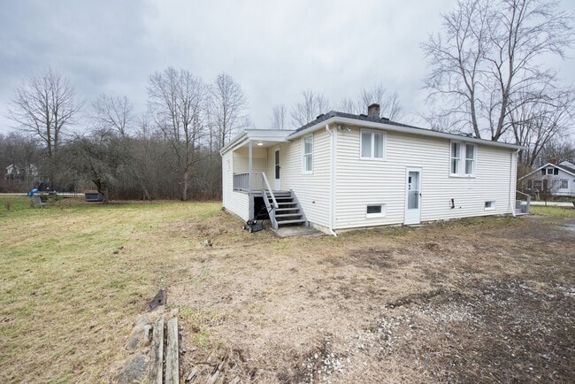 Building Photo - 16781 Akron St