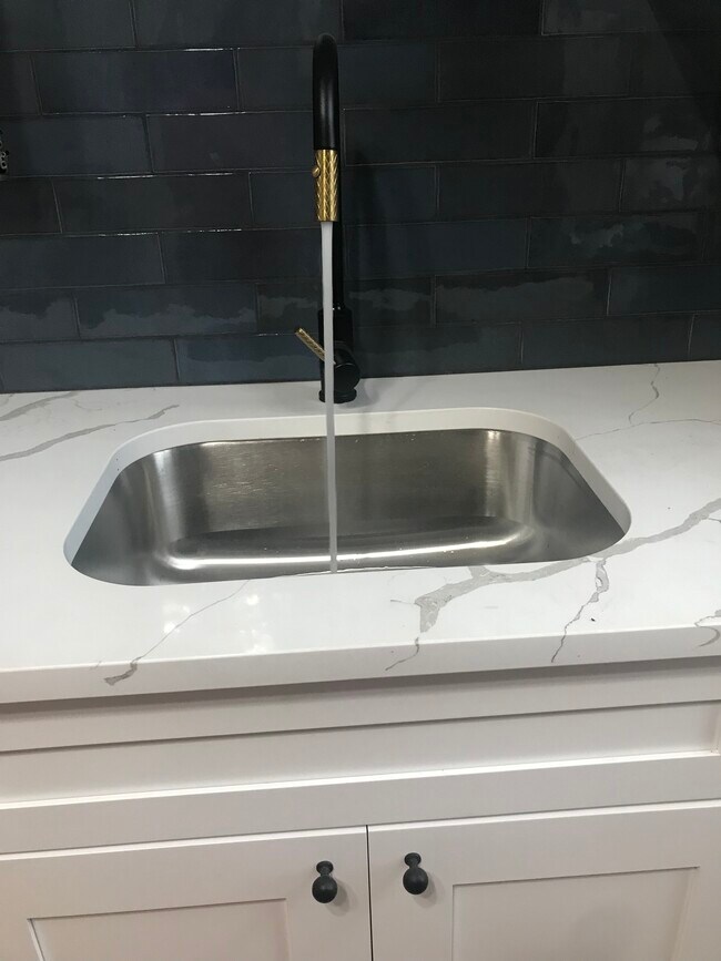 Foto del edificio - 517 Hamilton St