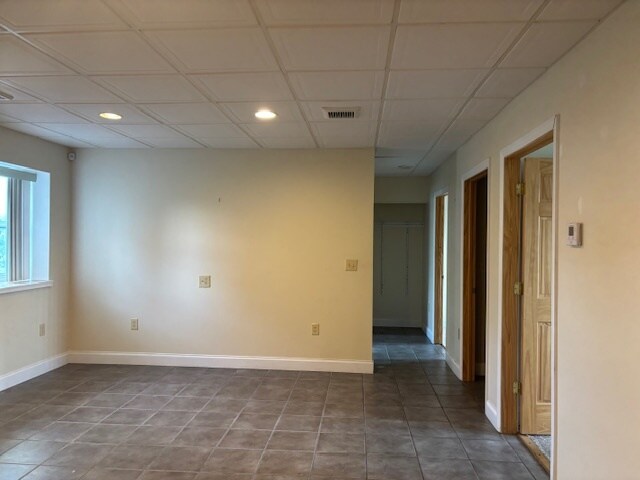 Foto del edificio - 512 Brandon Pl