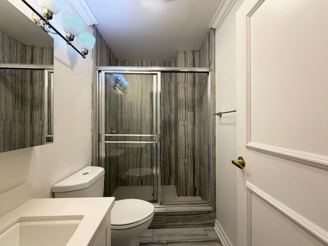 Interior Photo - The Argon Wilshire