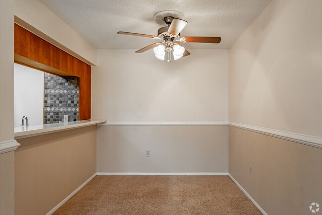 Interior Photo - Summerhill Woods Apartments