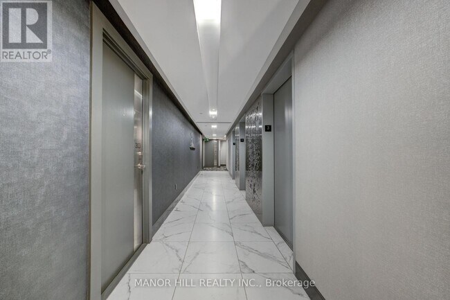 Building Photo - 25 Capreol Ct