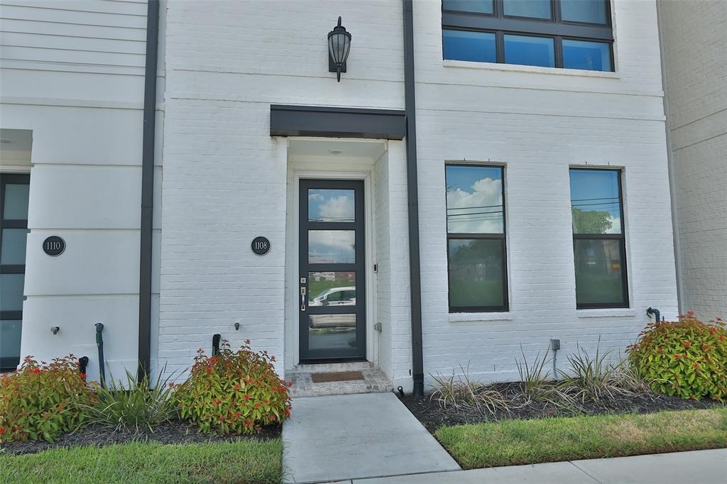 1108 Ennis St, Houston, TX 77003 Condo for Rent in Houston, TX