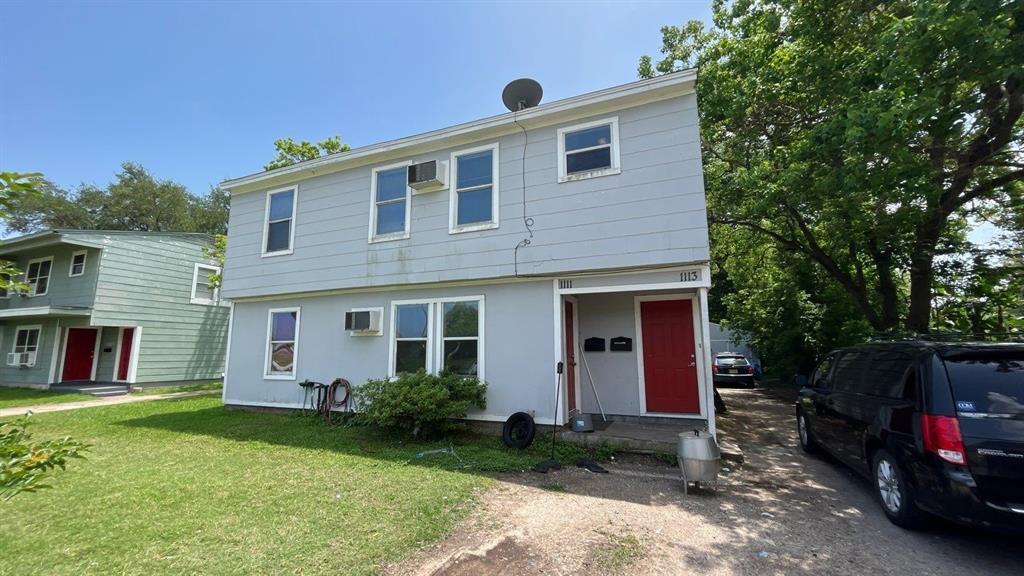 1113 3rd St N, Texas City, TX 77590 Room for Rent in Texas City, TX