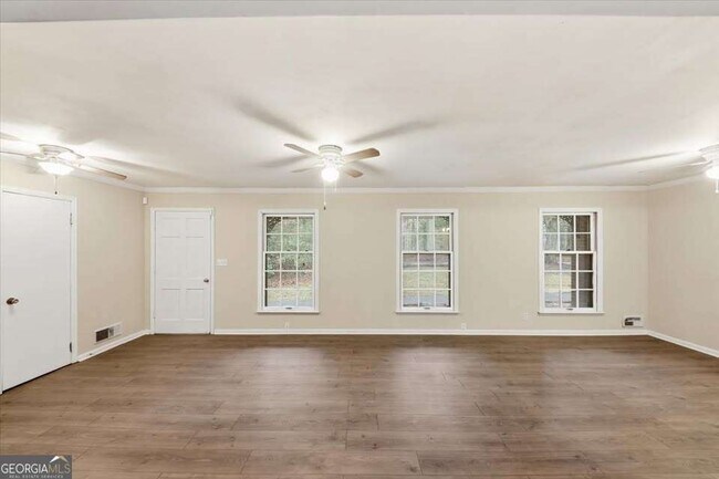 Foto del edificio - 8435 E Campbellton St