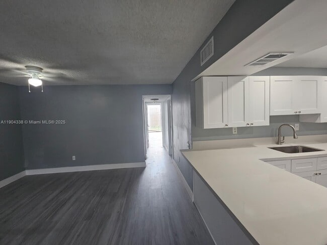 Foto del edificio - 6547 SW 116th Pl