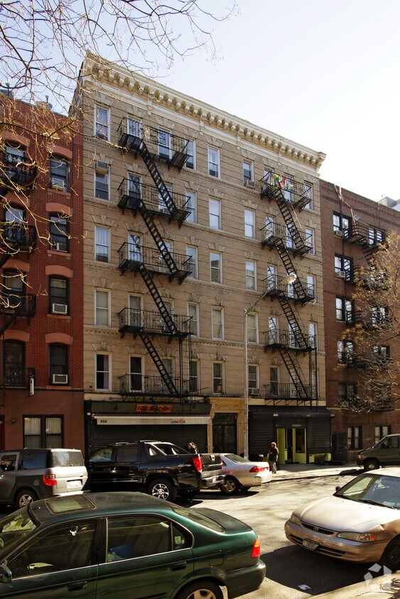 Primary Photo - 309 E 5th St