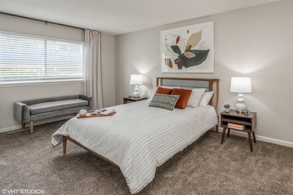 Primary Photo - Kenilworth Apartments