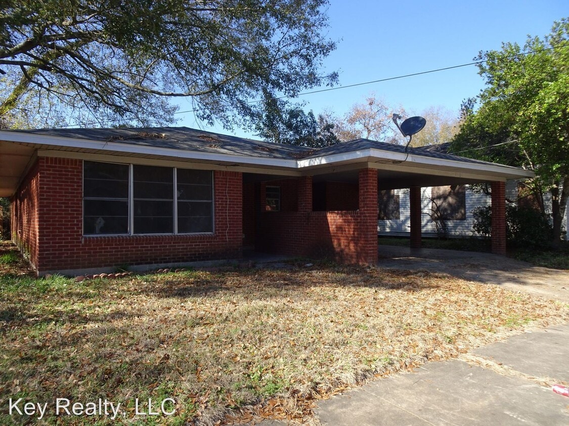 Primary Photo - 3 br, 2 bath House - 1816 Harvard Street