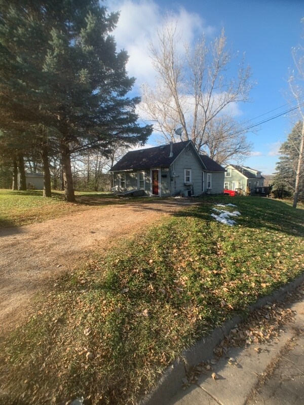 Foto principal - 410 N Grove St