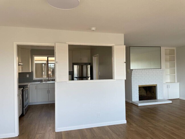 Building Photo - 63 Dorado Ter
