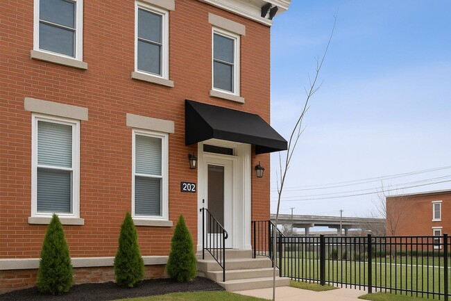 Building Photo - 202 N Townsend St