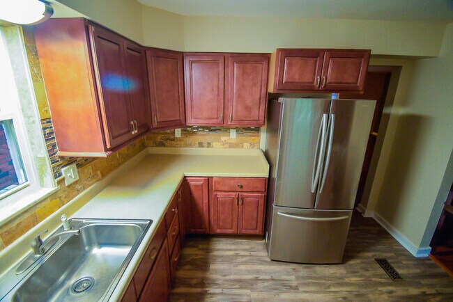 Photo - 1241 Brookline Blvd House