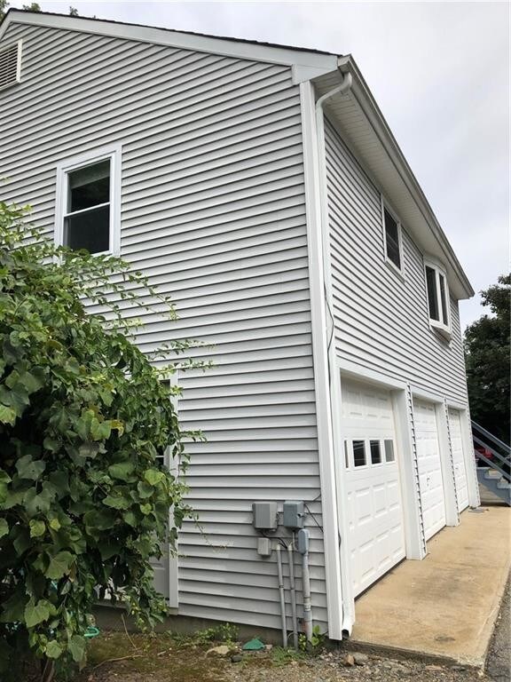 Foto principal - 636 Metacom Ave
