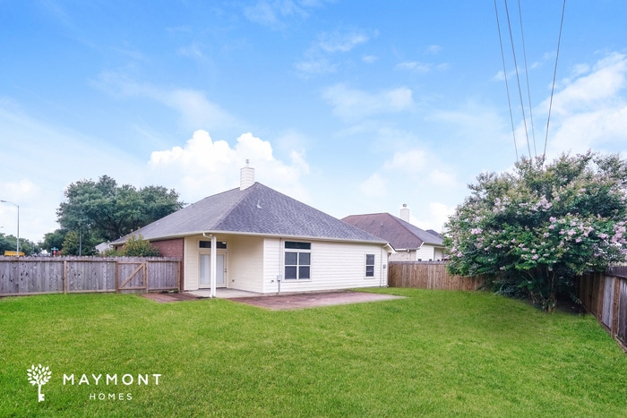 Building Photo - 21002 Claremore Ct