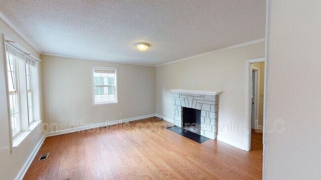 Foto del edificio - 404 Long Hill St