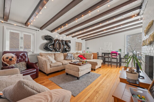 Foto del edificio - 5 Cobblestone Rd