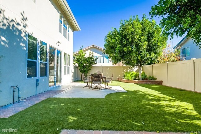 Foto del edificio - 122 Cottage Ln
