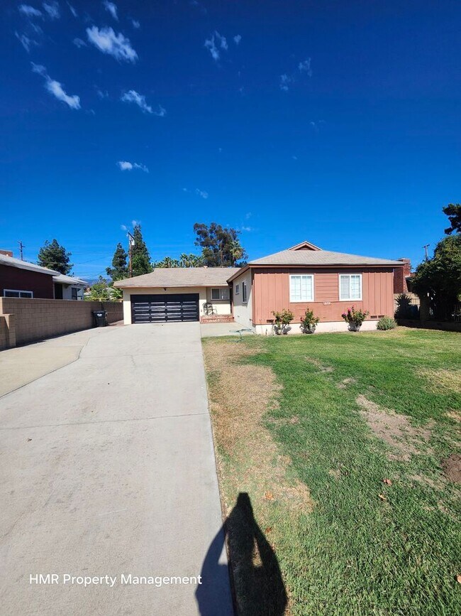 Foto del edificio - Newly Remodeled Home in Pomona