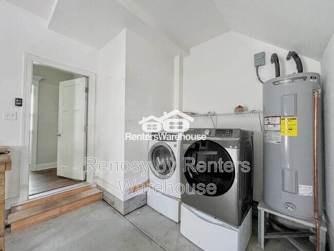 Foto del edificio - 105 Bedford Pl