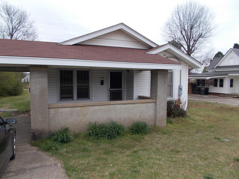 Foto principal - 319 S Rogers St