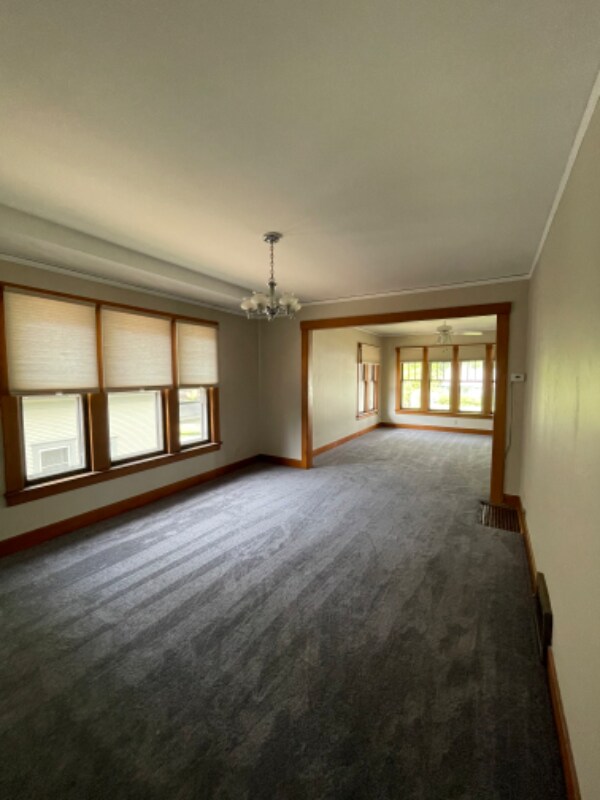 Foto del edificio - 923 Cedar Ave
