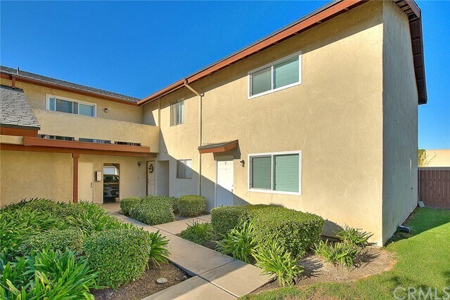 Primary Photo - 15147 Monterey Ave