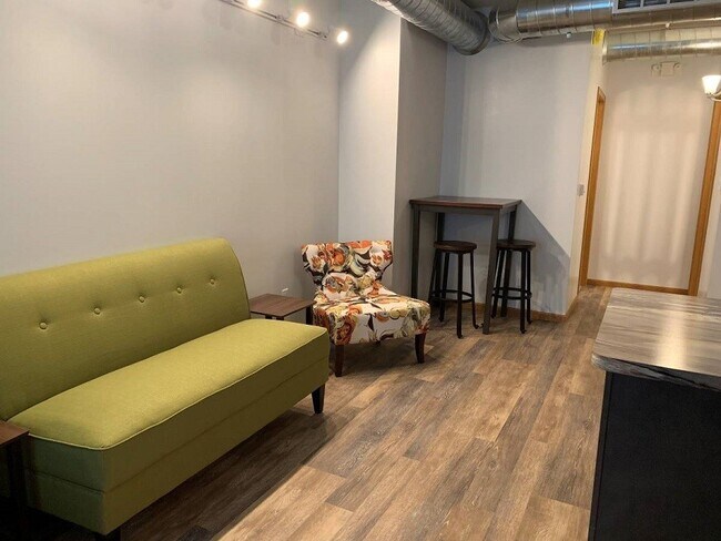 Foto del edificio - 3505 State Street