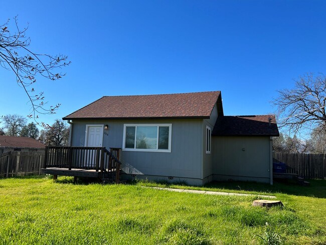 Foto del edificio - 2 bedroom, 1 bathroom home located in the ...