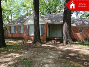 Building Photo - 1019 Little John Rd