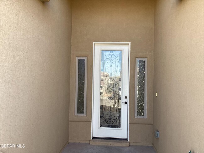 Building Photo - 175 Casas Lindas Ln