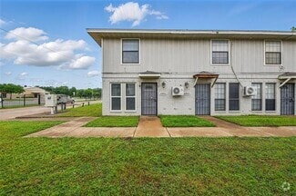 Building Photo - 4951 Miller Ave