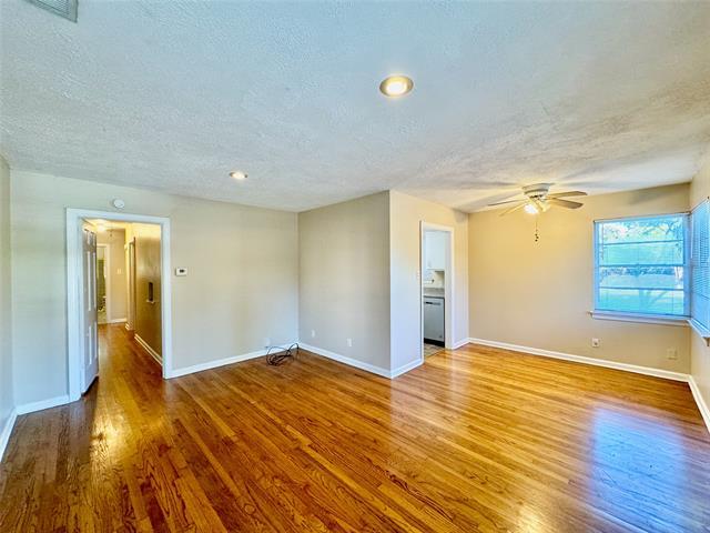 Building Photo - 5404 Martel Ave