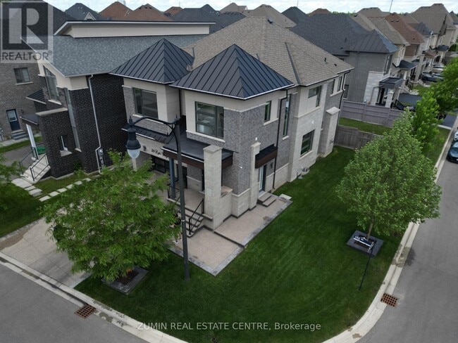 Building Photo - 39 Lyle Wy