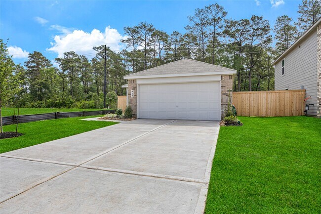 Foto del edificio - 915 Songbird Ln