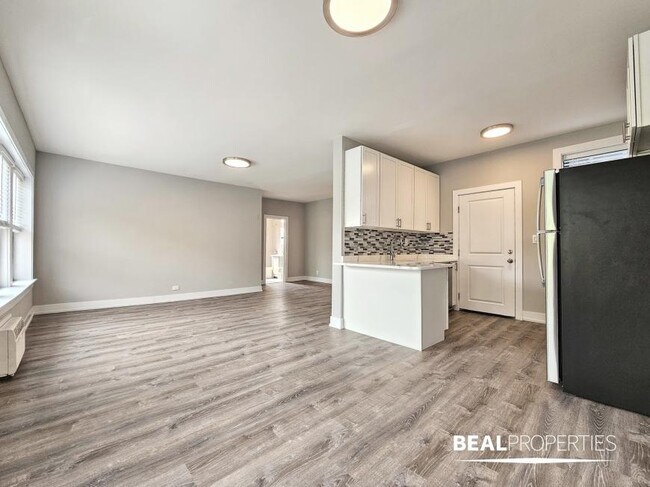 Foto del edificio - 1 bedroom in CHICAGO IL 60613