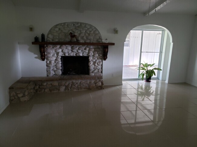 Foto del edificio - 1XXXX FM1764