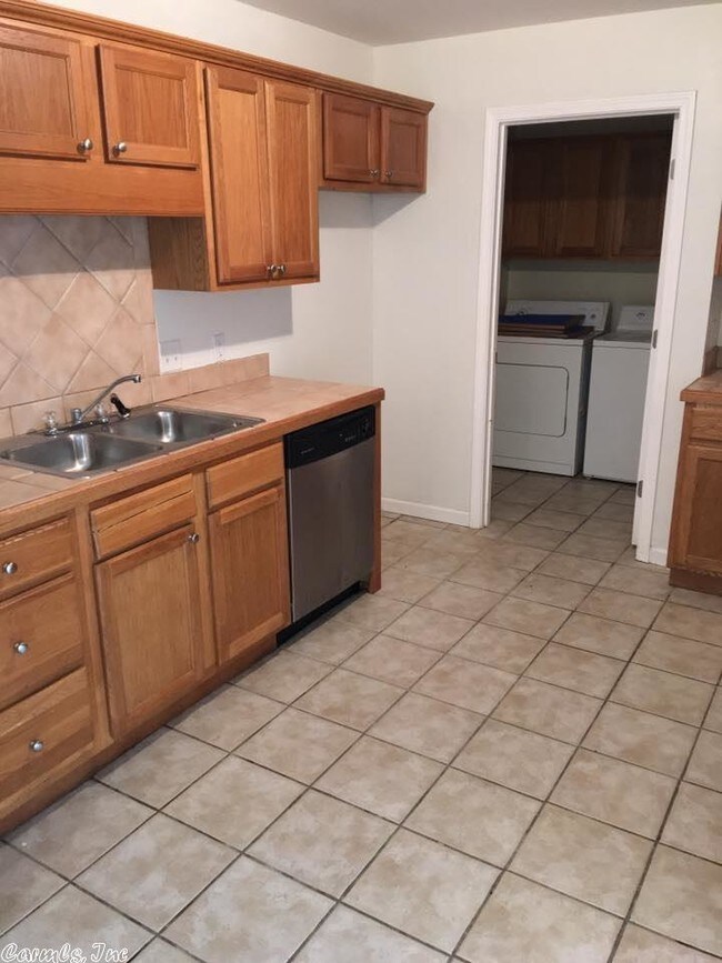 Foto del edificio - 205 Wild Ivy Cove