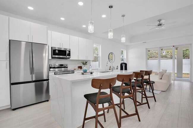 Foto del edificio - 5331 71st Way N
