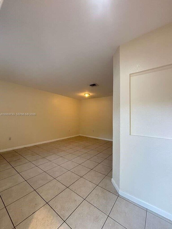 Foto del edificio - 8375 SW 29th St