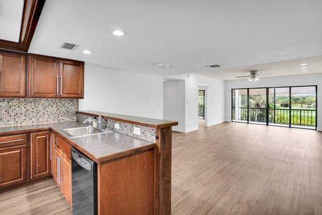 Building Photo - 1701 Presidential Way