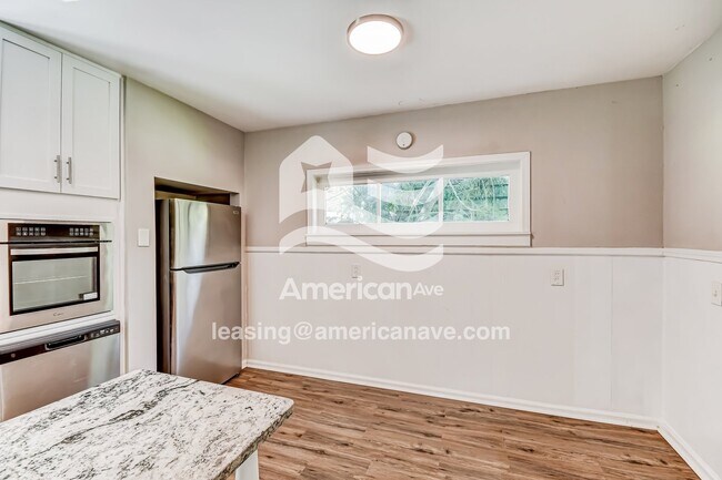 Foto del edificio - 715 85th St S