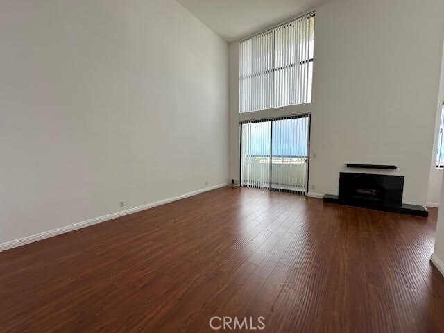Foto del edificio - 5987 Peacock Ridge Rd