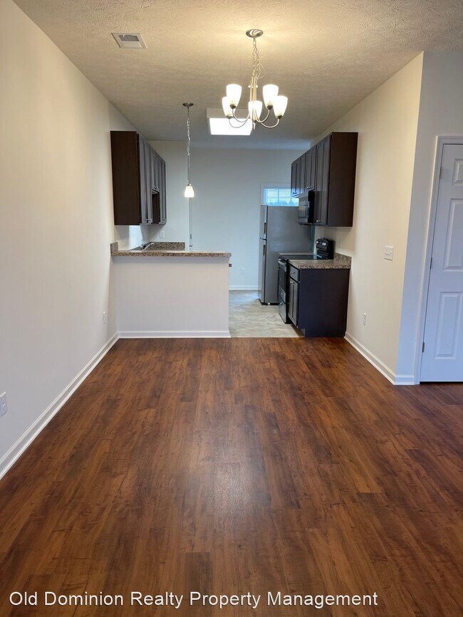 Building Photo - 2 br, 2.5 bath House - 2947 Congers Creek ...