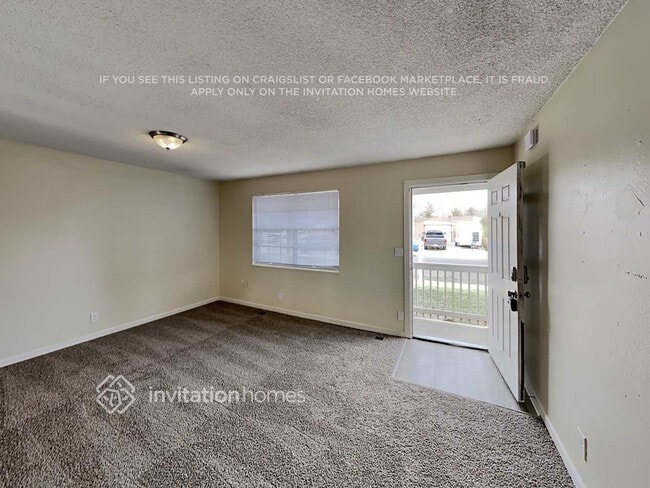 Foto del edificio - 5511 Revere St